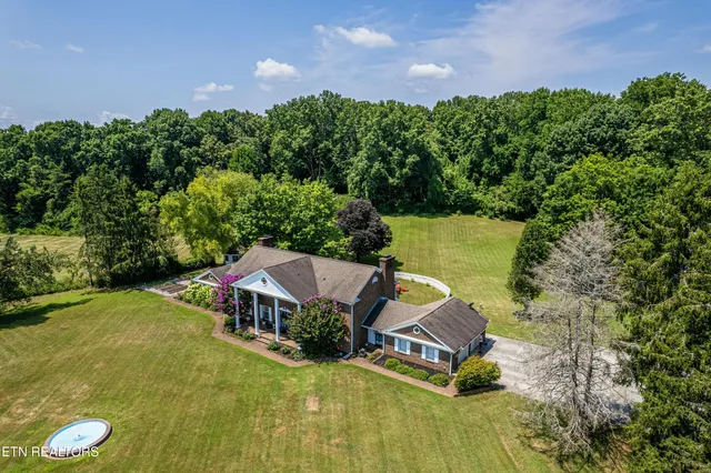 $1,399,999 | 5267 Fountainhead Lane, Knoxville, TN 37918