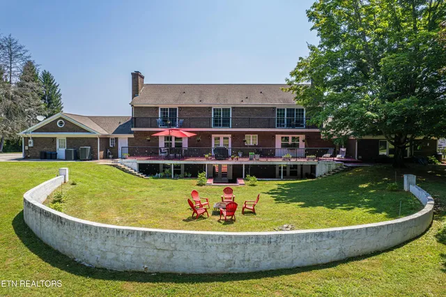 $1,399,999 | 5267 Fountainhead Lane, Knoxville, TN 37918