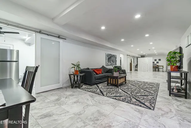 $1,399,999 | 5267 Fountainhead Lane, Knoxville, TN 37918