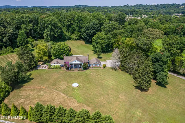 $1,399,999 | 5267 Fountainhead Lane, Knoxville, TN 37918