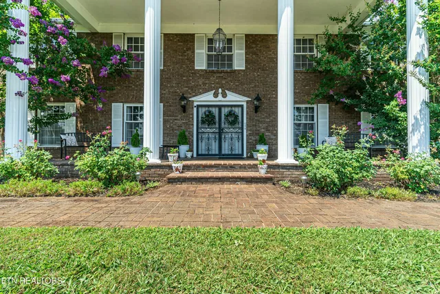 $1,399,999 | 5267 Fountainhead Lane, Knoxville, TN 37918