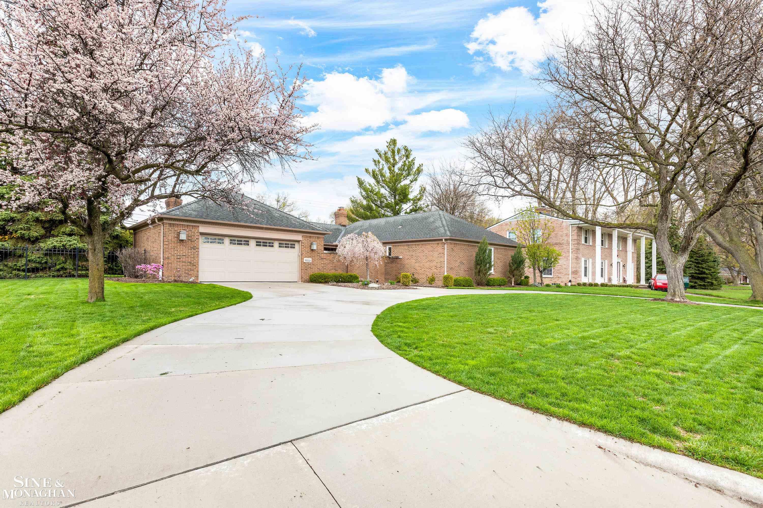 757 Ballantyne Road Grosse Pointe, MI 48236 - Photo 49 of 54 50106957-48.JPG