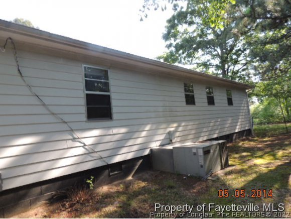 712 Shannon Road Lumberton, NC 28360 - Photo 2 of 6 Gallery Image 2