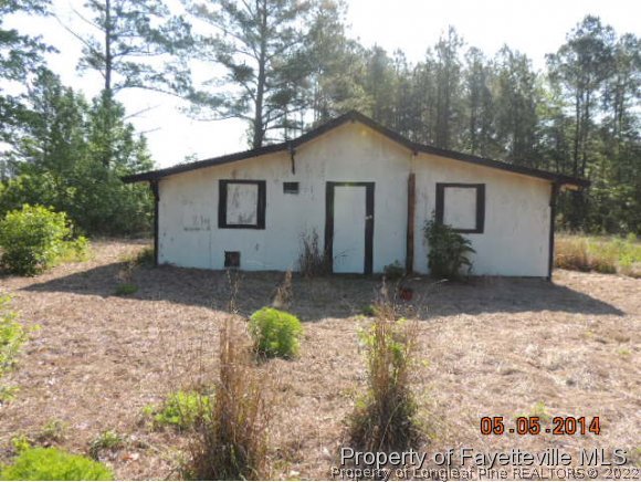 712 Shannon Road Lumberton, NC 28360 - Photo 3 of 6 Gallery Image 3