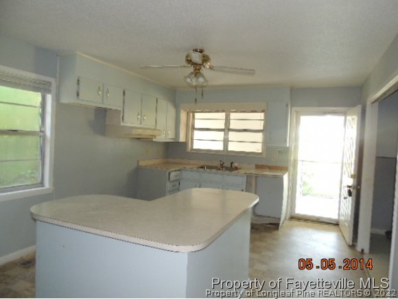 712 Shannon Road Lumberton, NC 28360 - Photo 6 of 6 Gallery Image 6