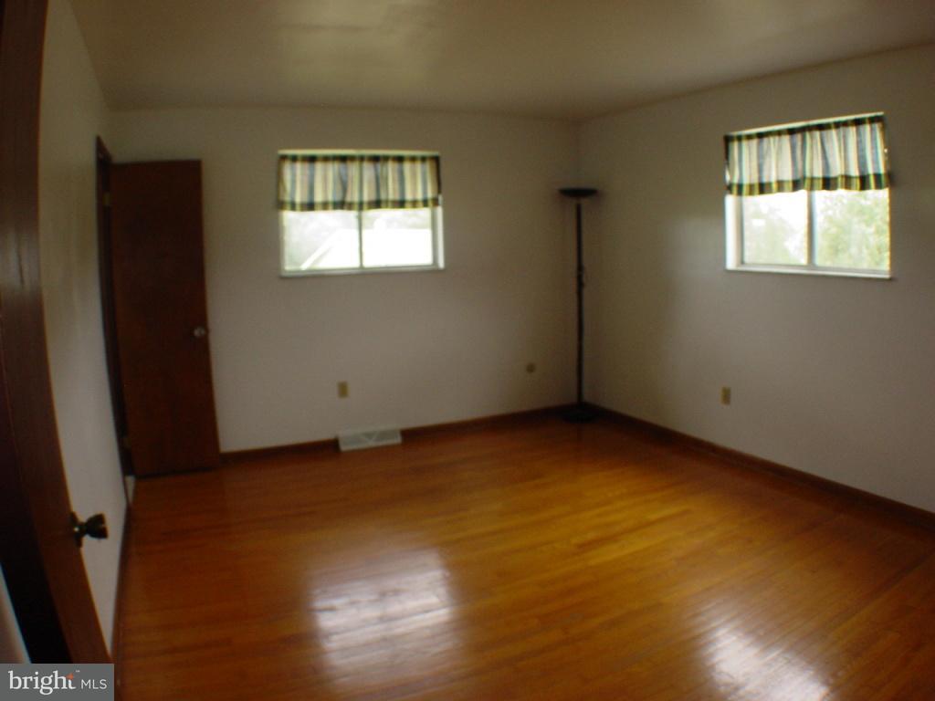 55 Kirks Mill Road Nottingham, PA 19362 - Photo 4 of 5
