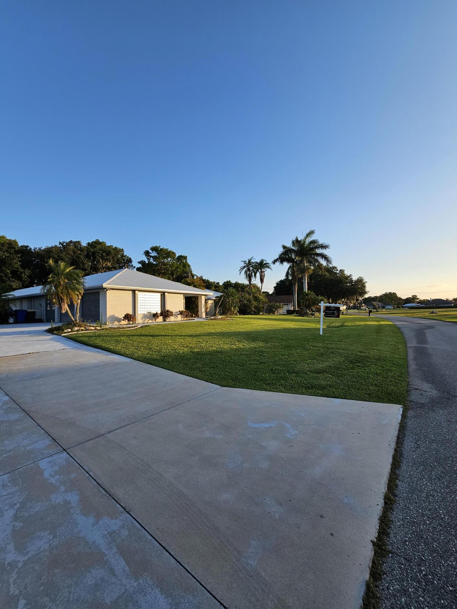 1229 Lakeside Way Sebring, FL 33876 - Photo 40 of 40 20230507_193156