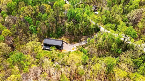 $999,999 | 7345 Sugar Camp Drive, Greenbrier, TN 37073