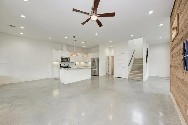 $3,650 | 1000 Taulbee Lane, Unit B, Austin, TX 78757
