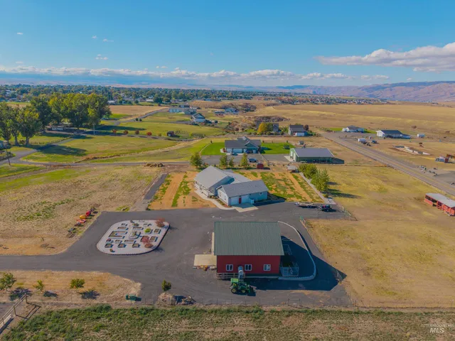 $1,350,000 | 2233 Burrell Avenue, Lewiston, ID 83501