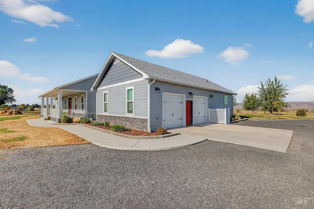 $1,350,000 | 2233 Burrell Avenue, Lewiston, ID 83501