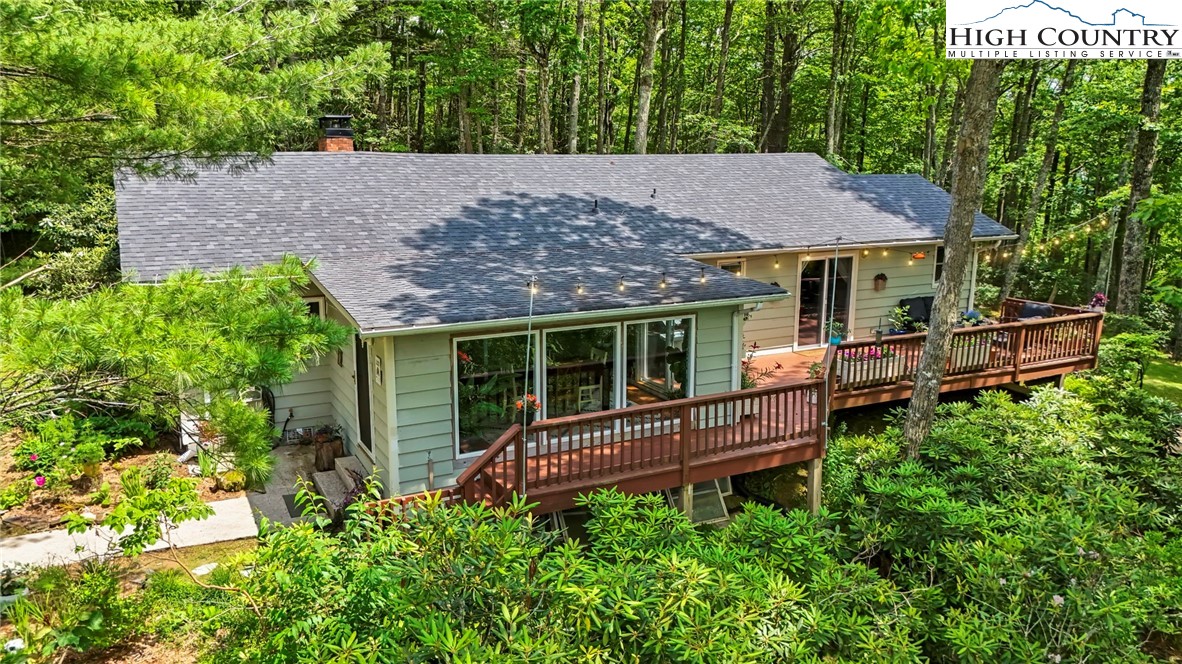 157 Twisted Laurel Lane Blowing Rock, NC 28605 - Photo 6 of 50