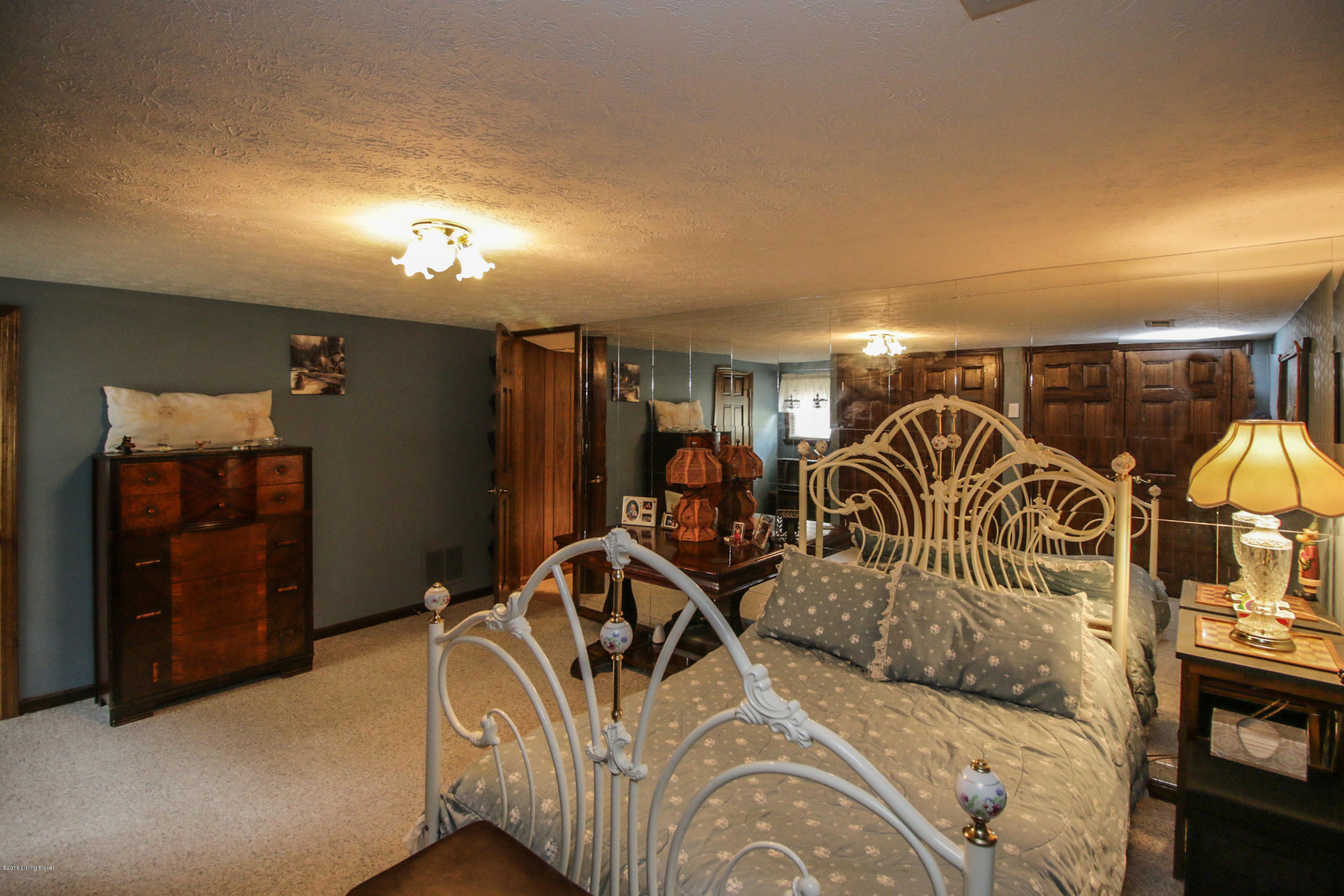 3008 Lexham Road Louisville, KY 40220 - Photo 43 of 58 53