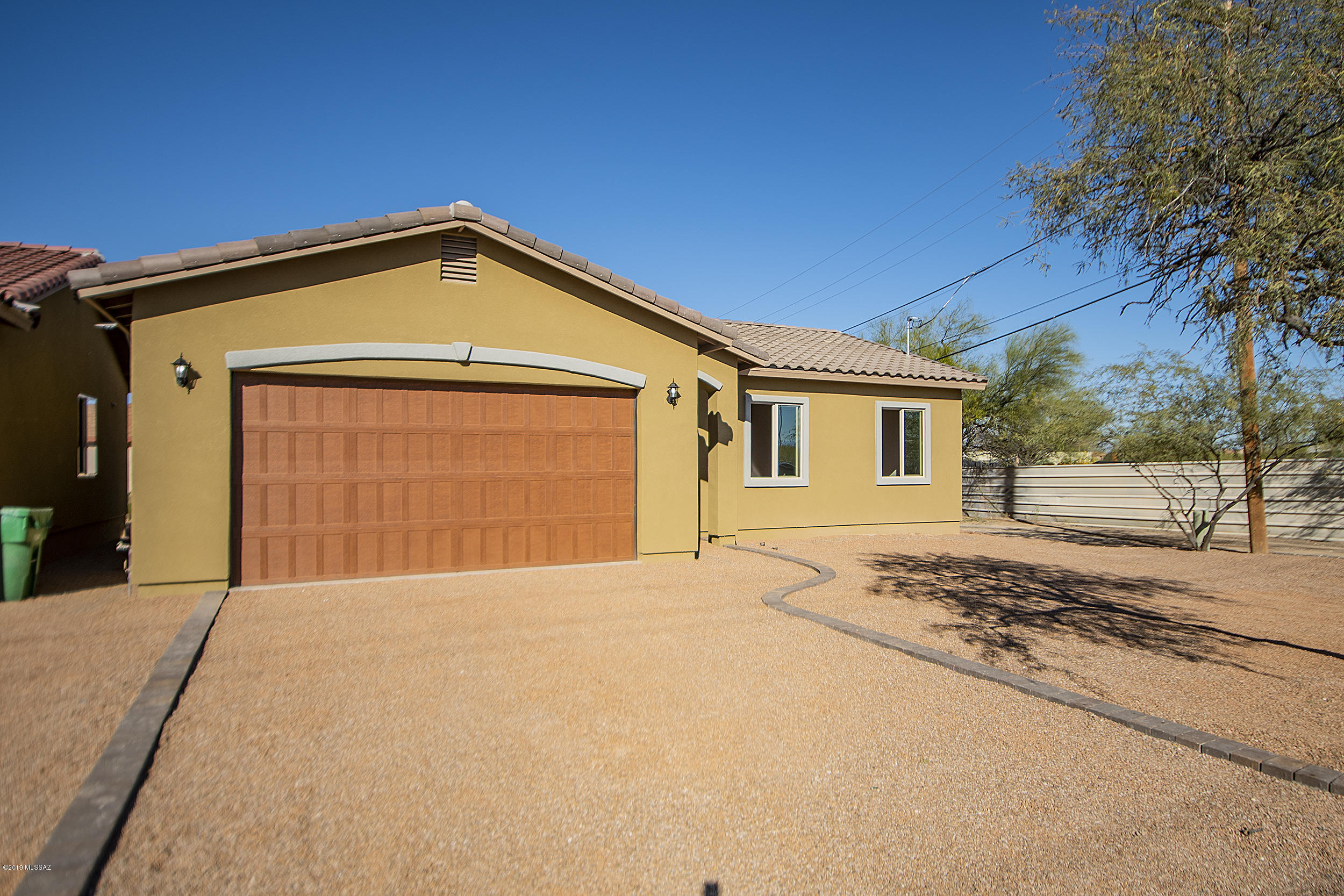 2236 West Drexel Road Tucson, AZ 85746 - Photo 1 of 30 Gallery Image 1