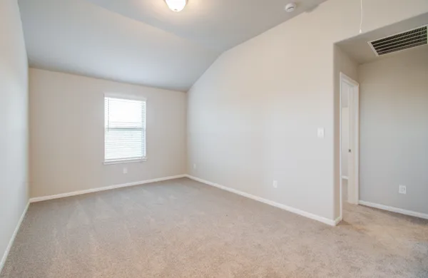 $2,700 | 506 Hidden Brk Drive, Baytown, TX 77523