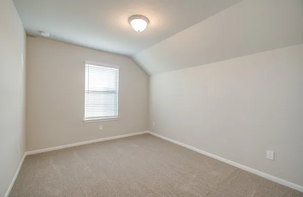 $2,700 | 506 Hidden Brk Drive, Baytown, TX 77523