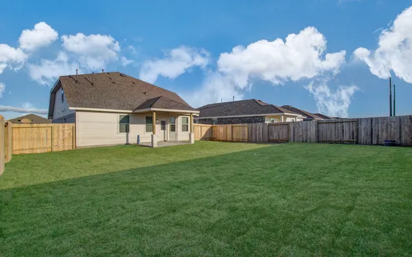 $2,700 | 506 Hidden Brk Drive, Baytown, TX 77523