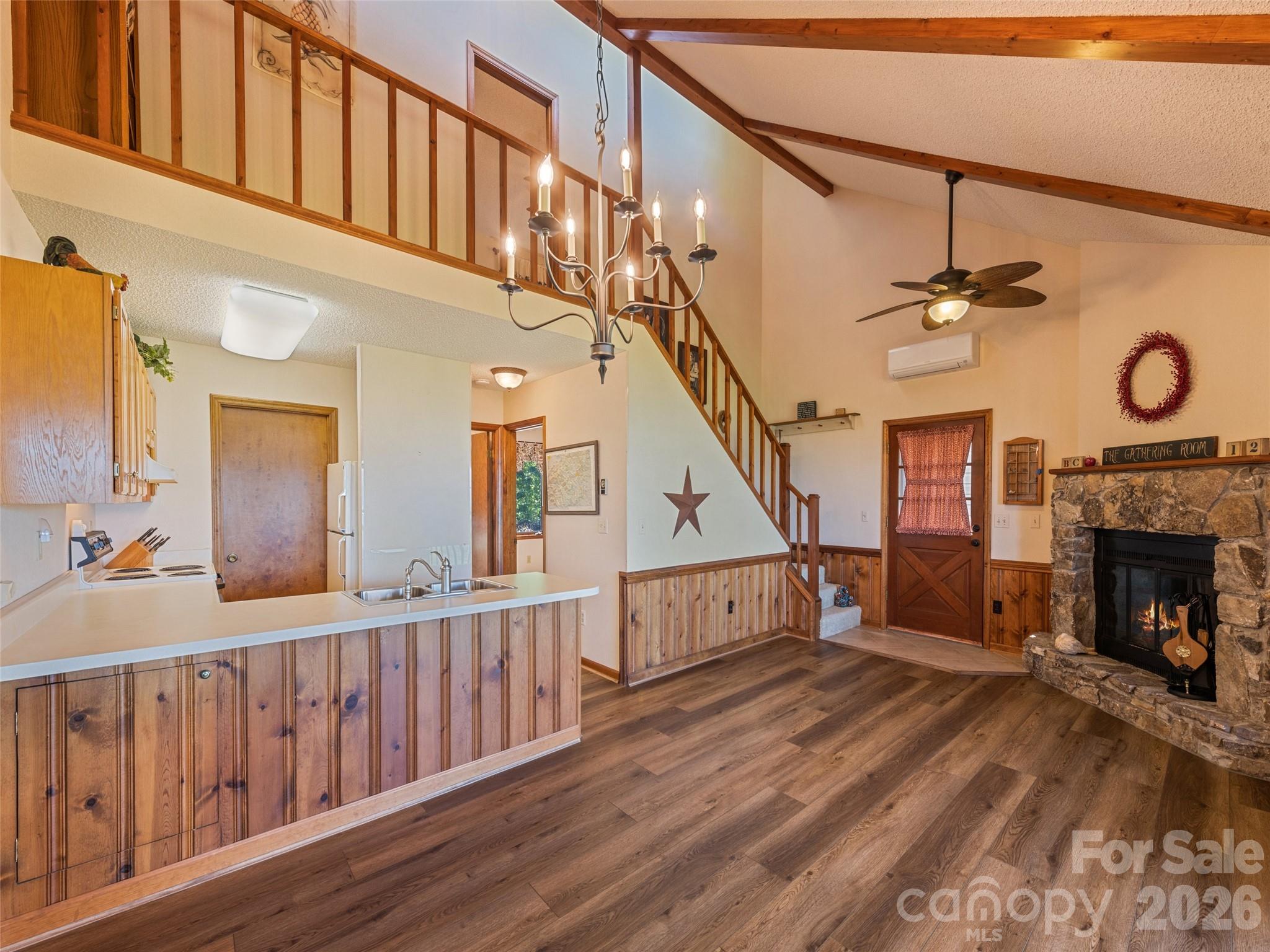 600 Brandywine Road, Unit 2 Waynesville, NC 28786 - Photo 5 of 23