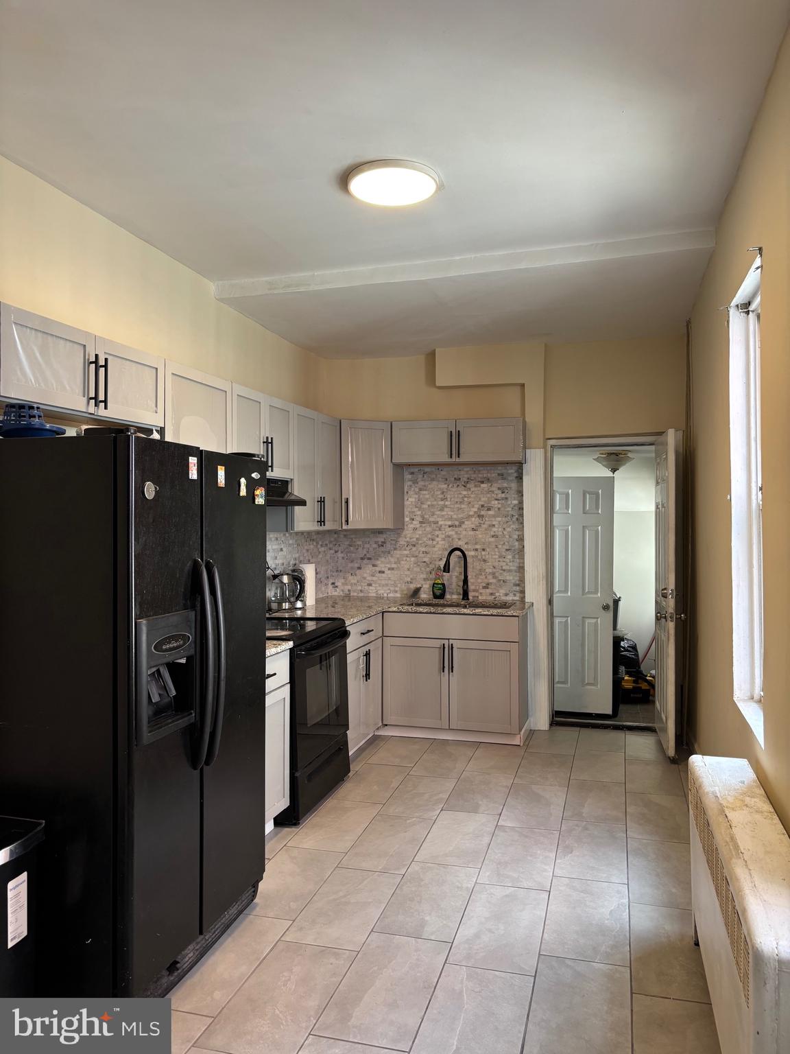 520 Moss Street Reading, PA 19604 - Photo 2 of 6