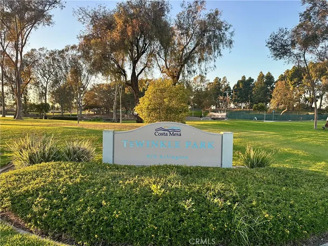 $1,739,000 | 117 Clearbrook Lane, Costa Mesa, CA 92626