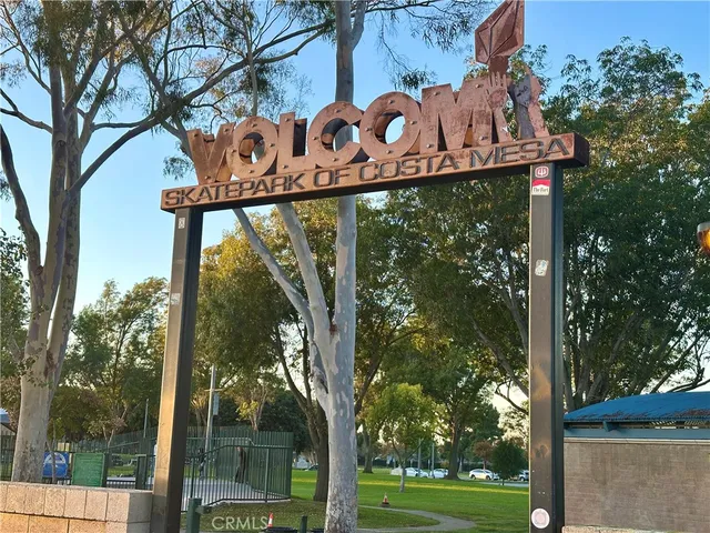 $1,739,000 | 117 Clearbrook Lane, Costa Mesa, CA 92626