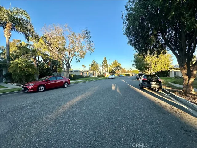 $1,739,000 | 117 Clearbrook Lane, Costa Mesa, CA 92626