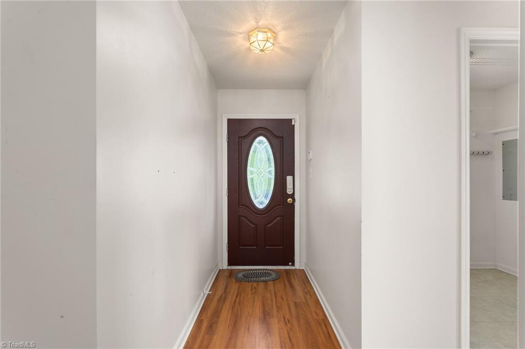 810 Arthur Avenue High Point, NC 27263 - Photo 6 of 36