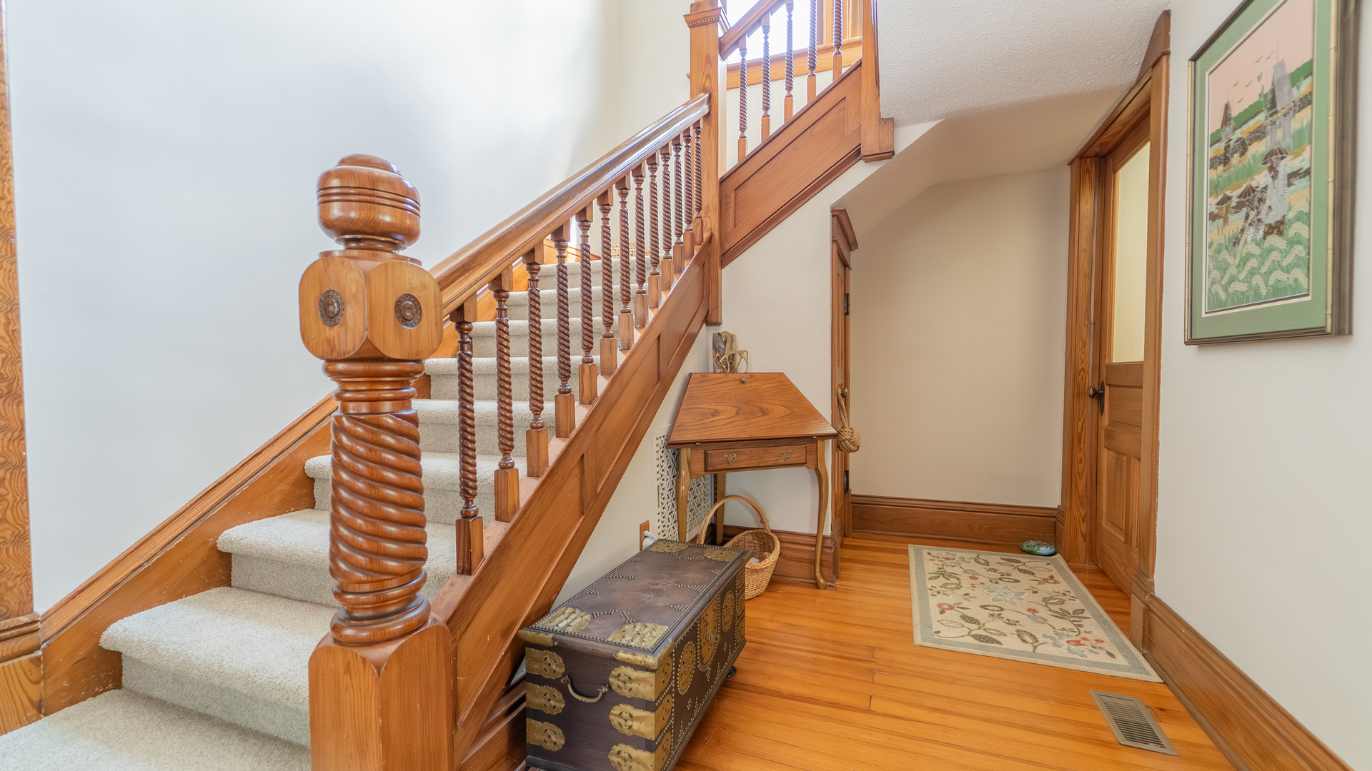 1340 East 2700 North Road Clifton, IL 60927 - Photo 22 of 80 a view of entryway with wooden floor