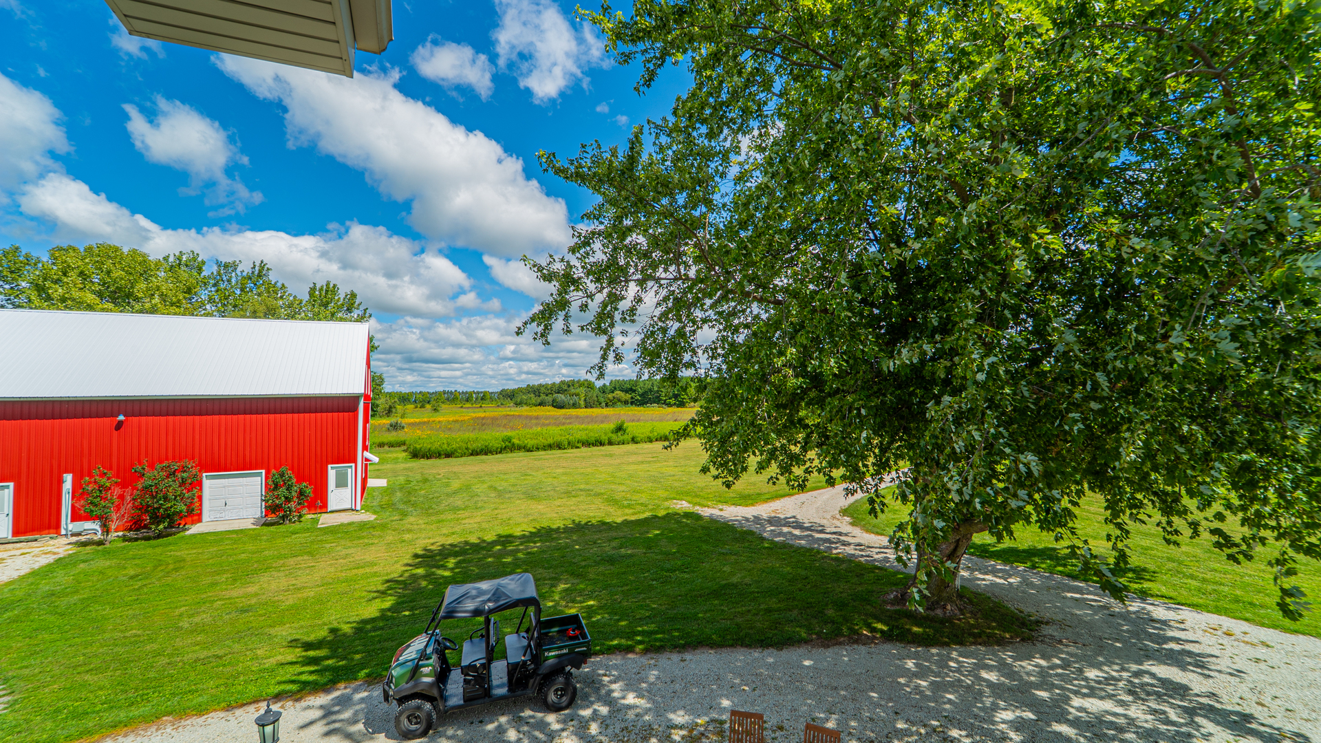1340 East 2700 North Road Clifton, IL 60927 - Photo 48 of 80 a view of an outdoor space and a yard