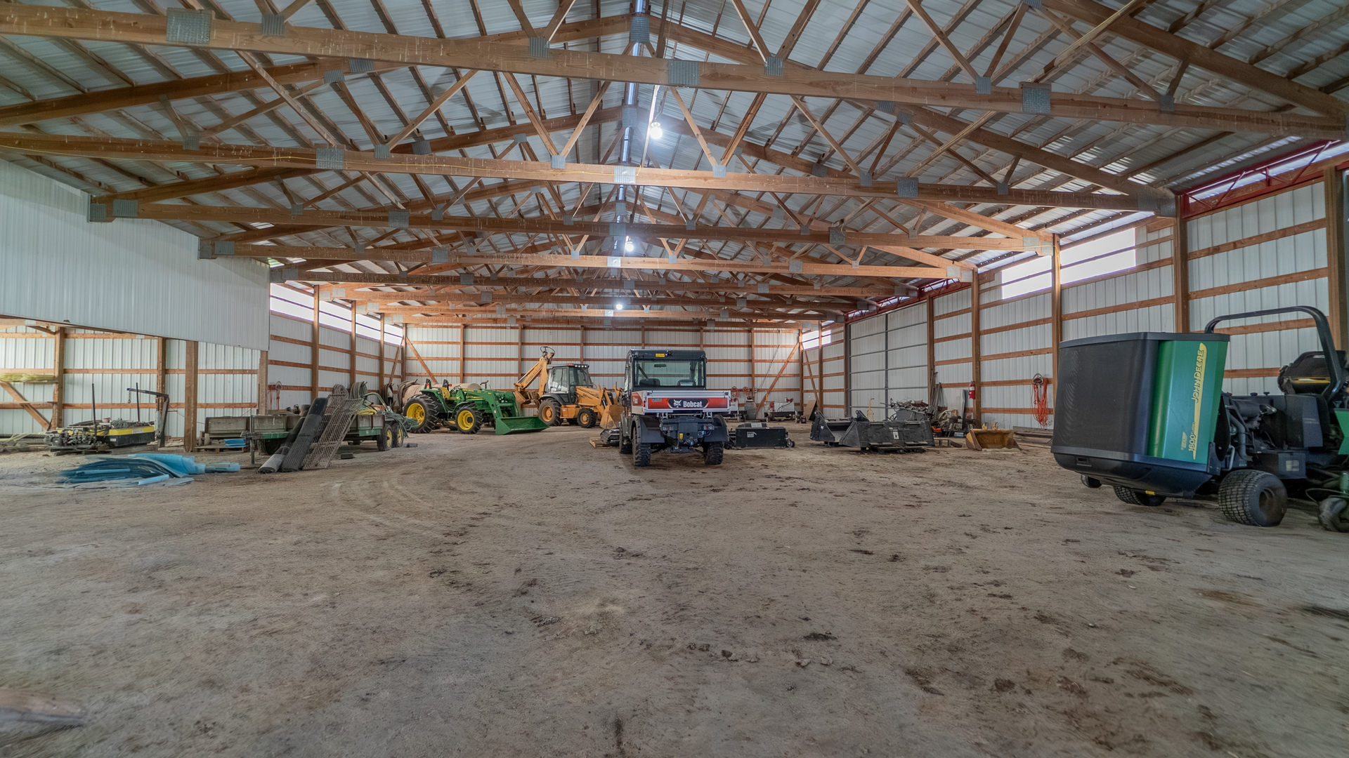 1340 East 2700 North Road Clifton, IL 60927 - Photo 51 of 80 a view of a room with gym equipment