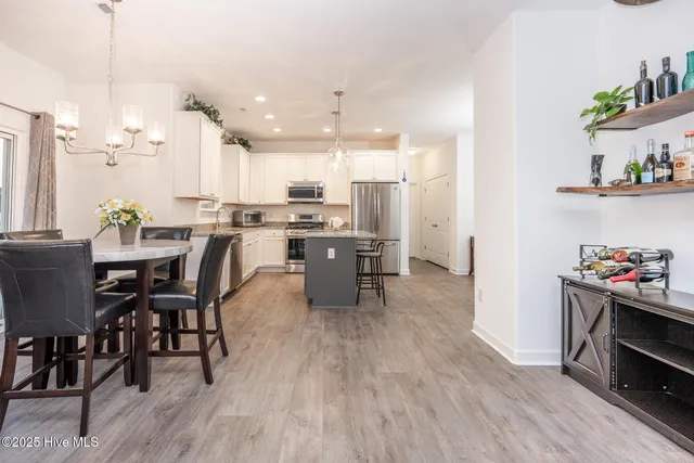 $575,000 | 107 Tyler Way, Moyock, NC 27958