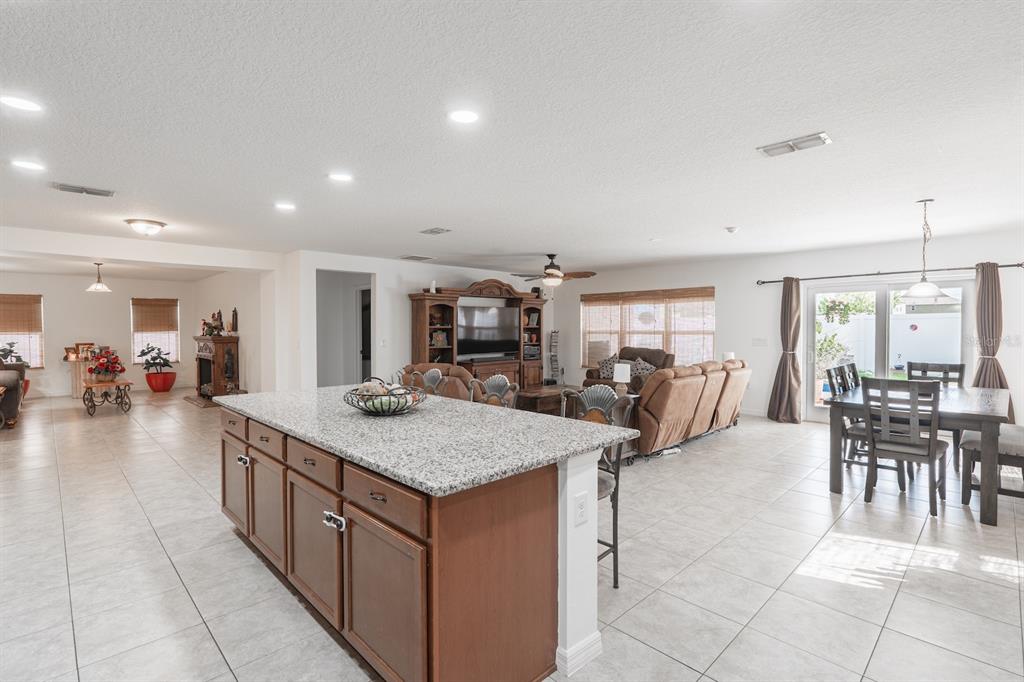 11331 Brighton Knoll Loop Riverview, FL 33579 - Photo 16 of 62
