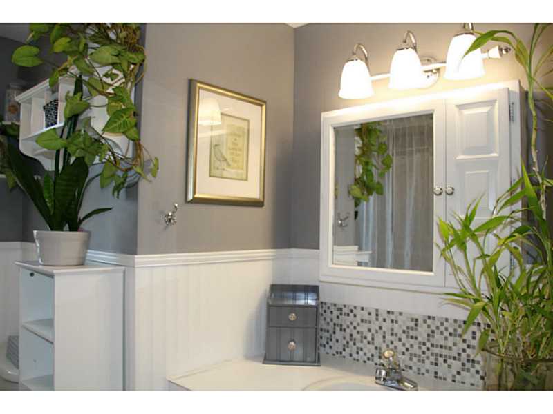 222 Asylum Road Warwick, RI 02886 - Photo 16 of 24 Bathroom. Updated Tile Bath