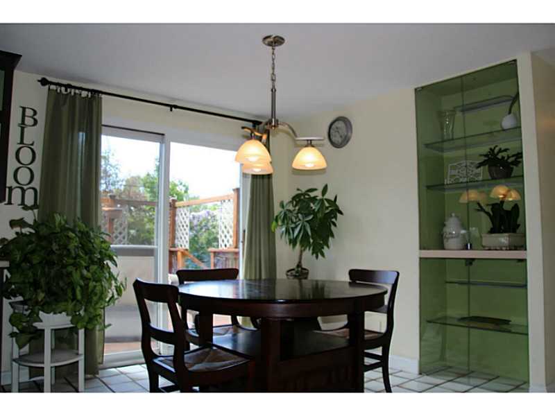 222 Asylum Road Warwick, RI 02886 - Photo 4 of 24 Dining Area. Slider out to 20 x 12 deck/pool