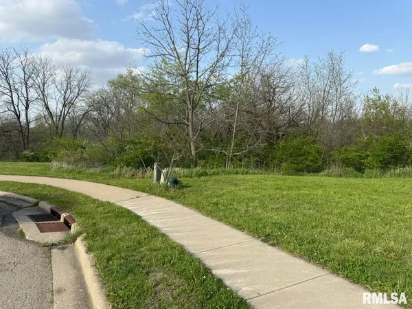 $80,000 | 11428 North Boulder Creek Court, Dunlap, IL 61525