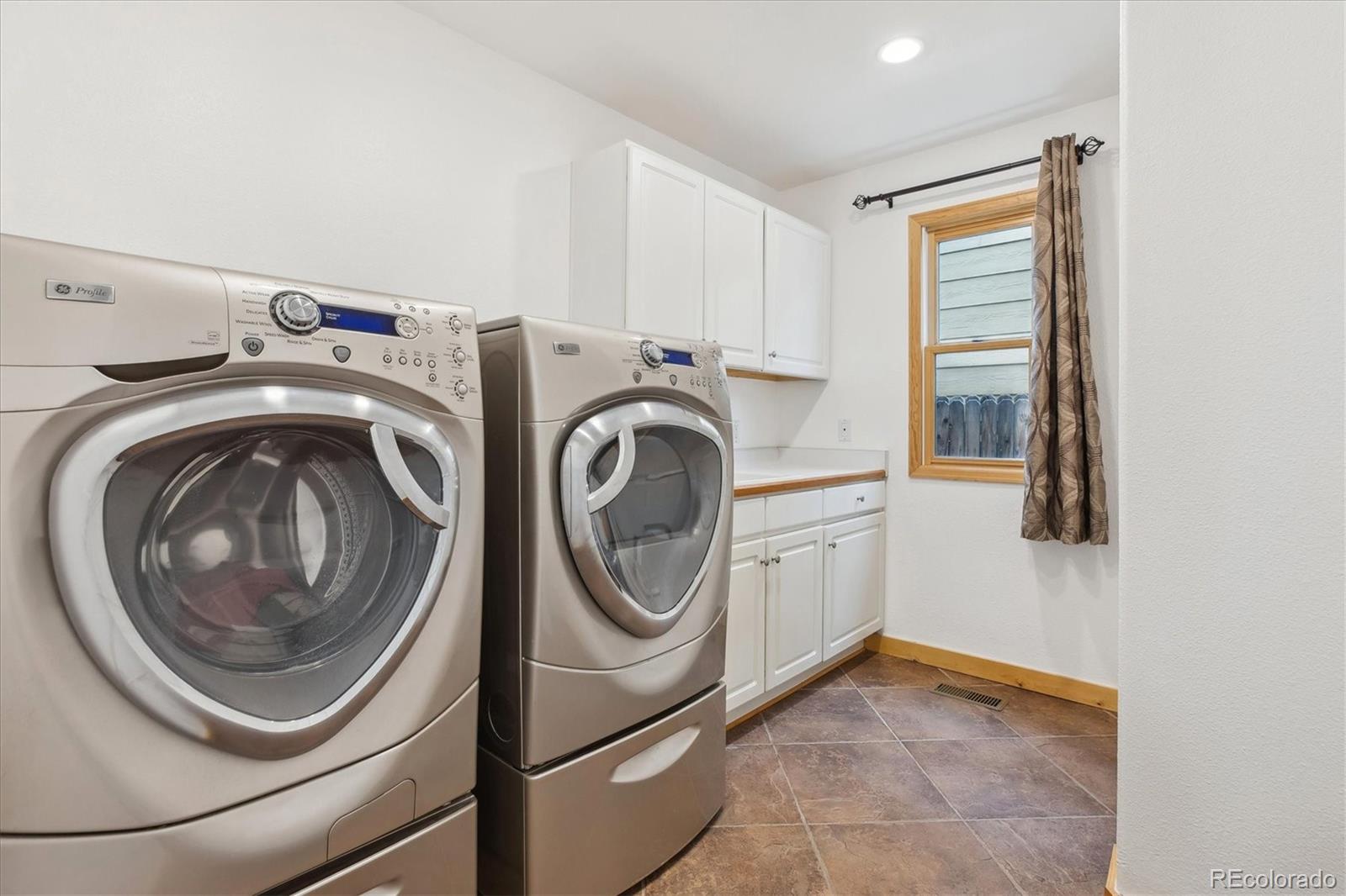 5282 East Devon Avenue Castle Rock, CO 80104 - Photo 14 of 37