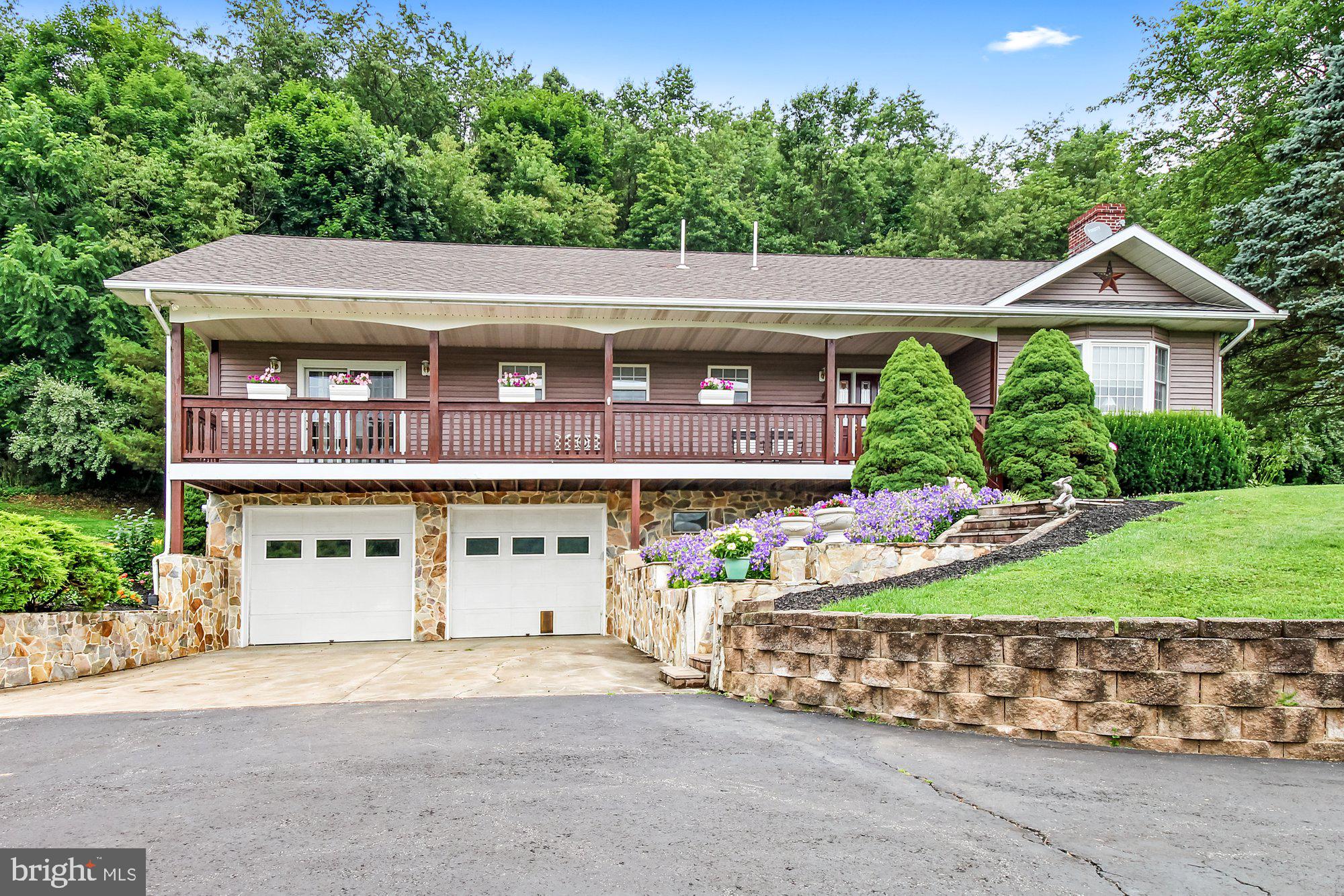 27 Turkey Road Kempton, PA 19529 - Photo 1 of 29 Gallery Image 1