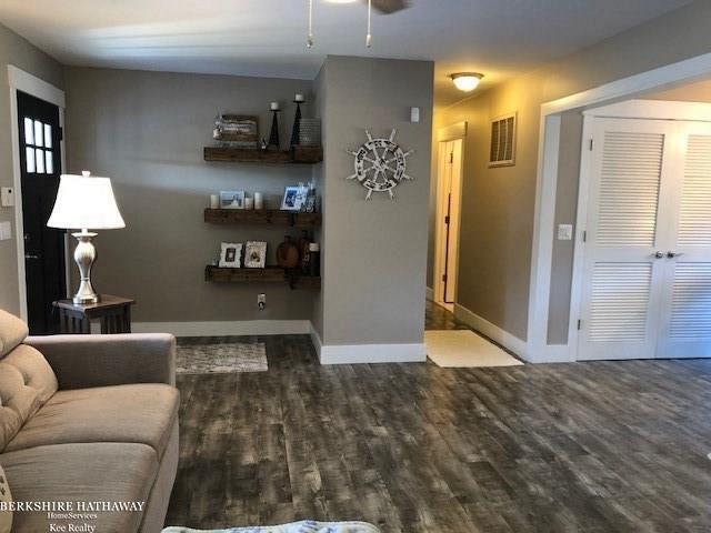 11535 34 Mile Road Romeo, MI 48065 - Photo 5 of 38