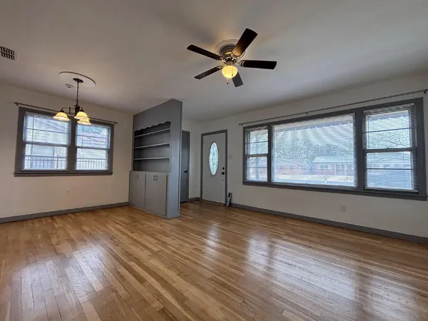 $1,000 | 1915 46th Street, Lubbock, TX 79412