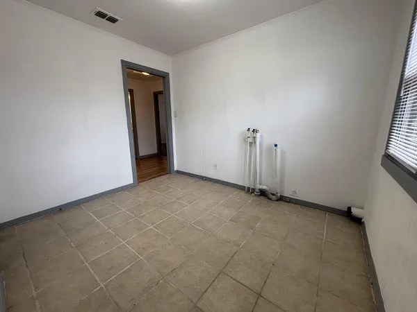 $1,000 | 1915 46th Street, Lubbock, TX 79412