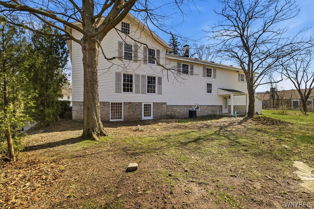 155 South 5th Street Lewiston, NY 14092 - Photo 6 of 50