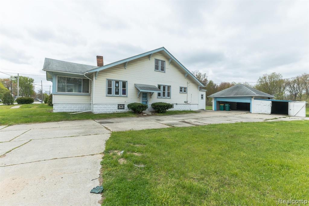5894 Wayne Road Romulus, MI 48174 - Photo 3 of 30