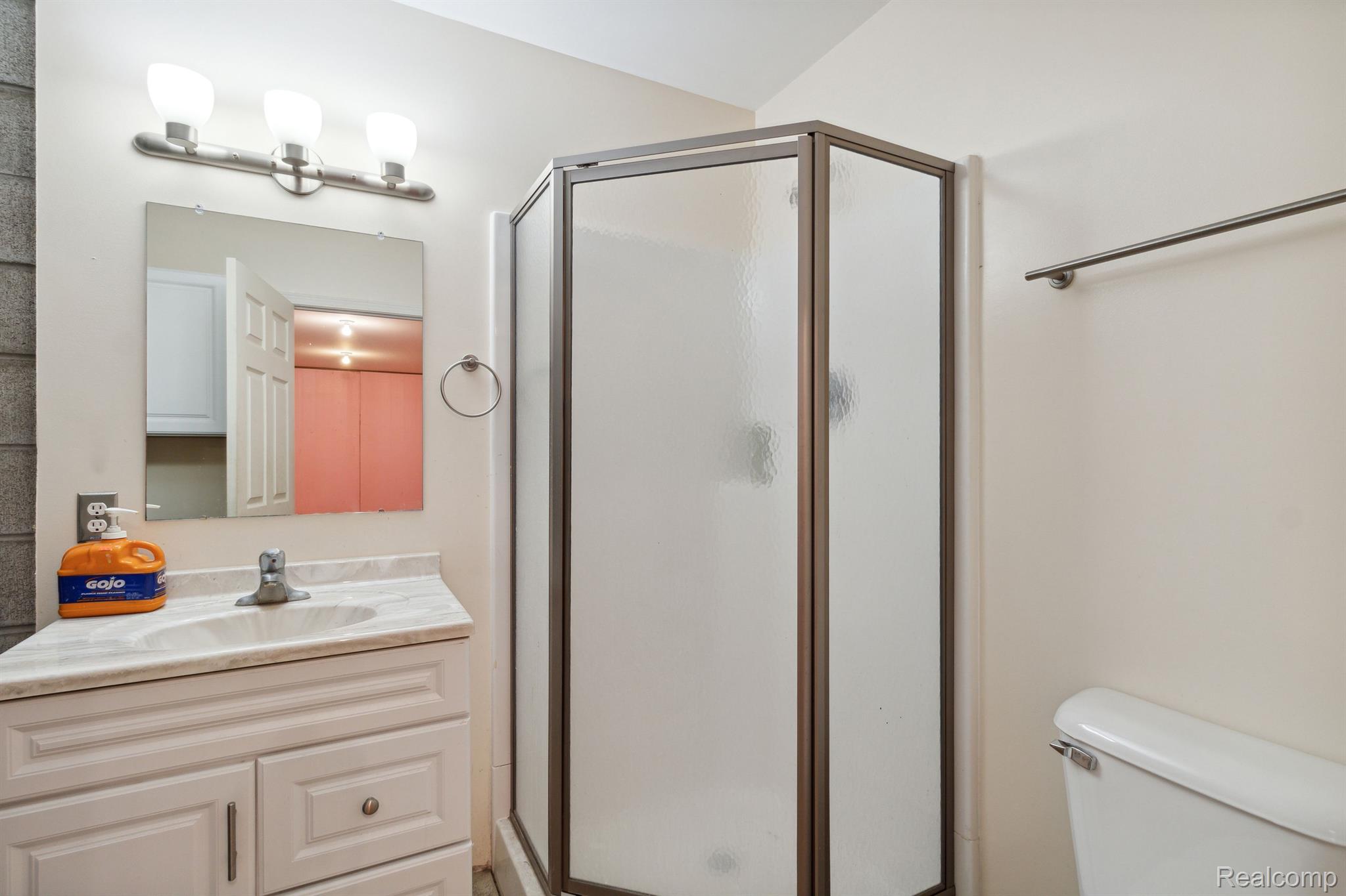 9255 Argentine Road Linden, MI 48451 - Photo 12 of 32 Gallery Image 12