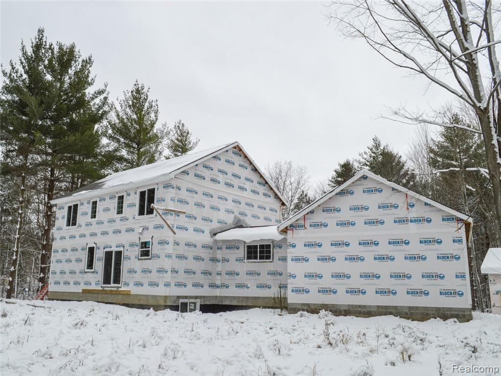 7242 North Seymour Road Flushing, MI 48433 - Photo 4 of 28 DSC_6942.jpg