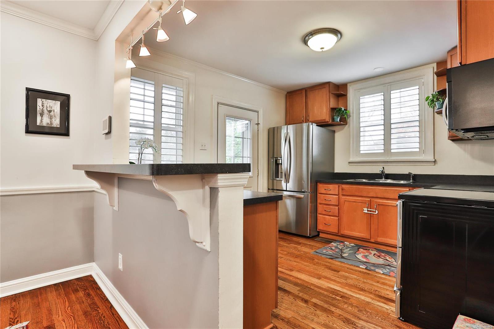 26 Waverton Drive Ladue, MO 63124 - Photo 17 of 45