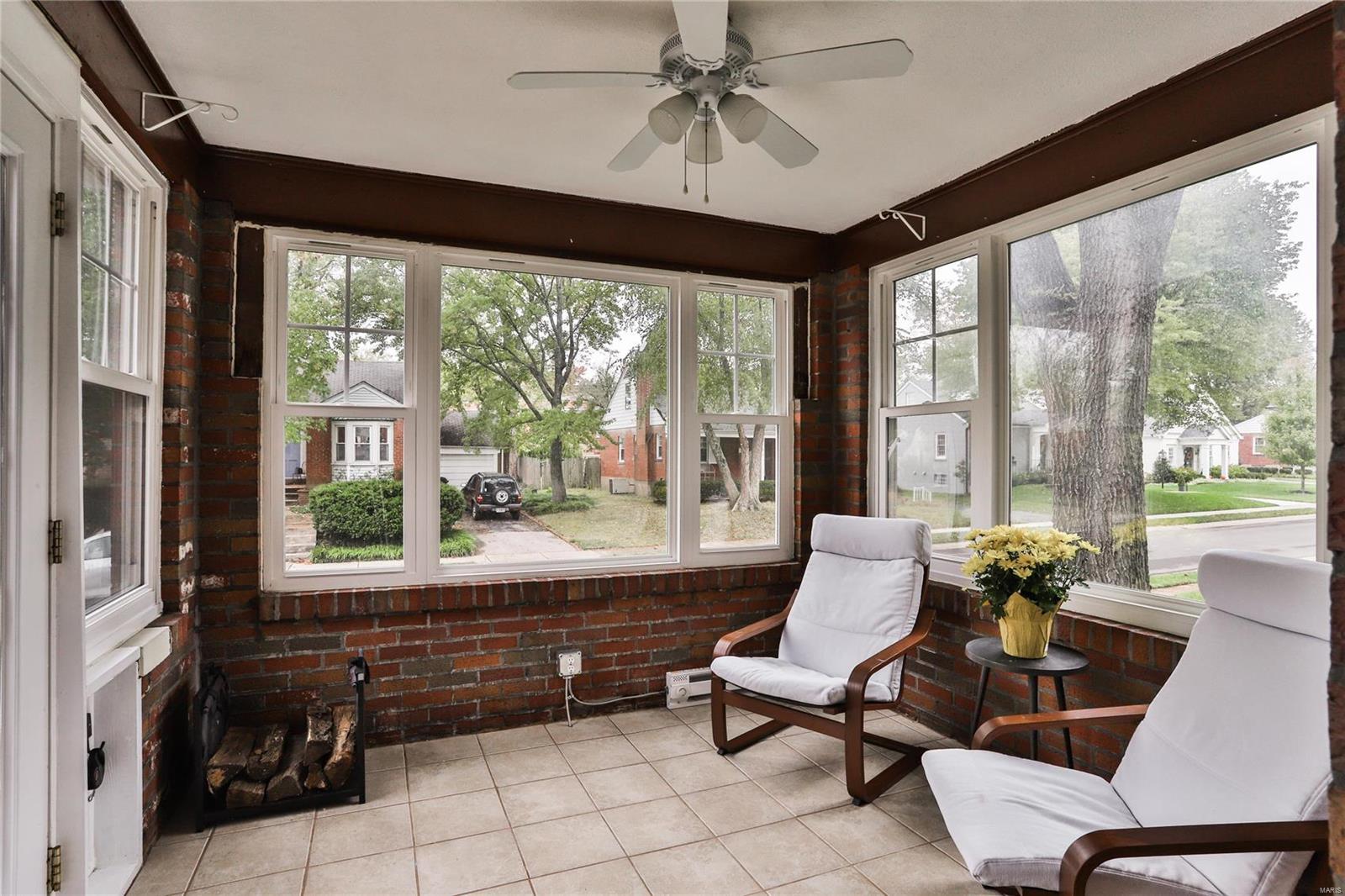 26 Waverton Drive Ladue, MO 63124 - Photo 4 of 45