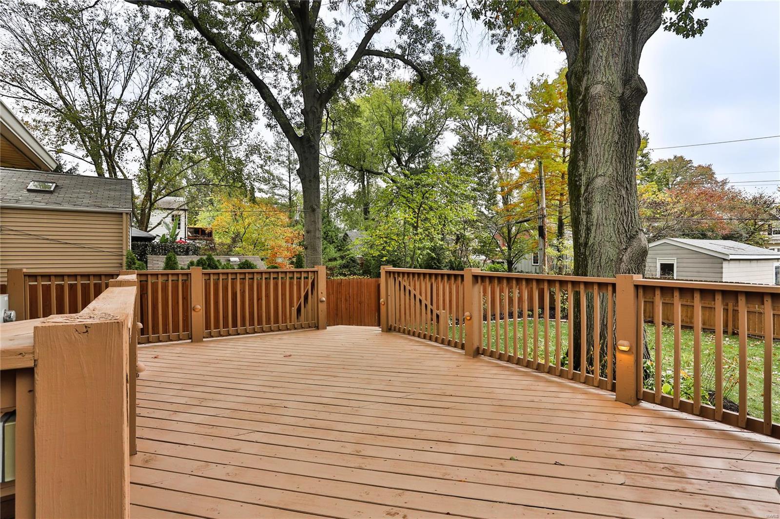 26 Waverton Drive Ladue, MO 63124 - Photo 38 of 45