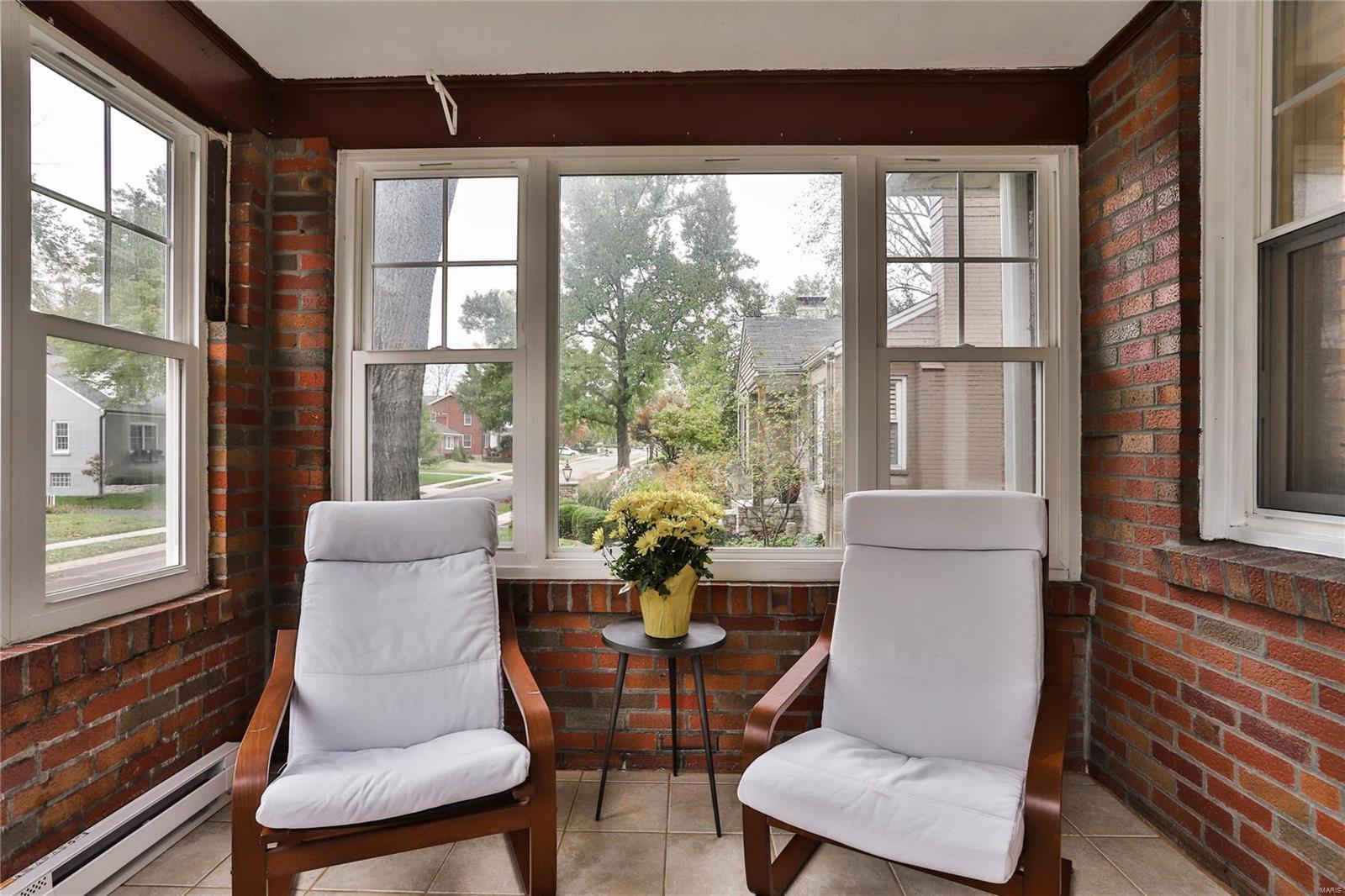 26 Waverton Drive Ladue, MO 63124 - Photo 5 of 45