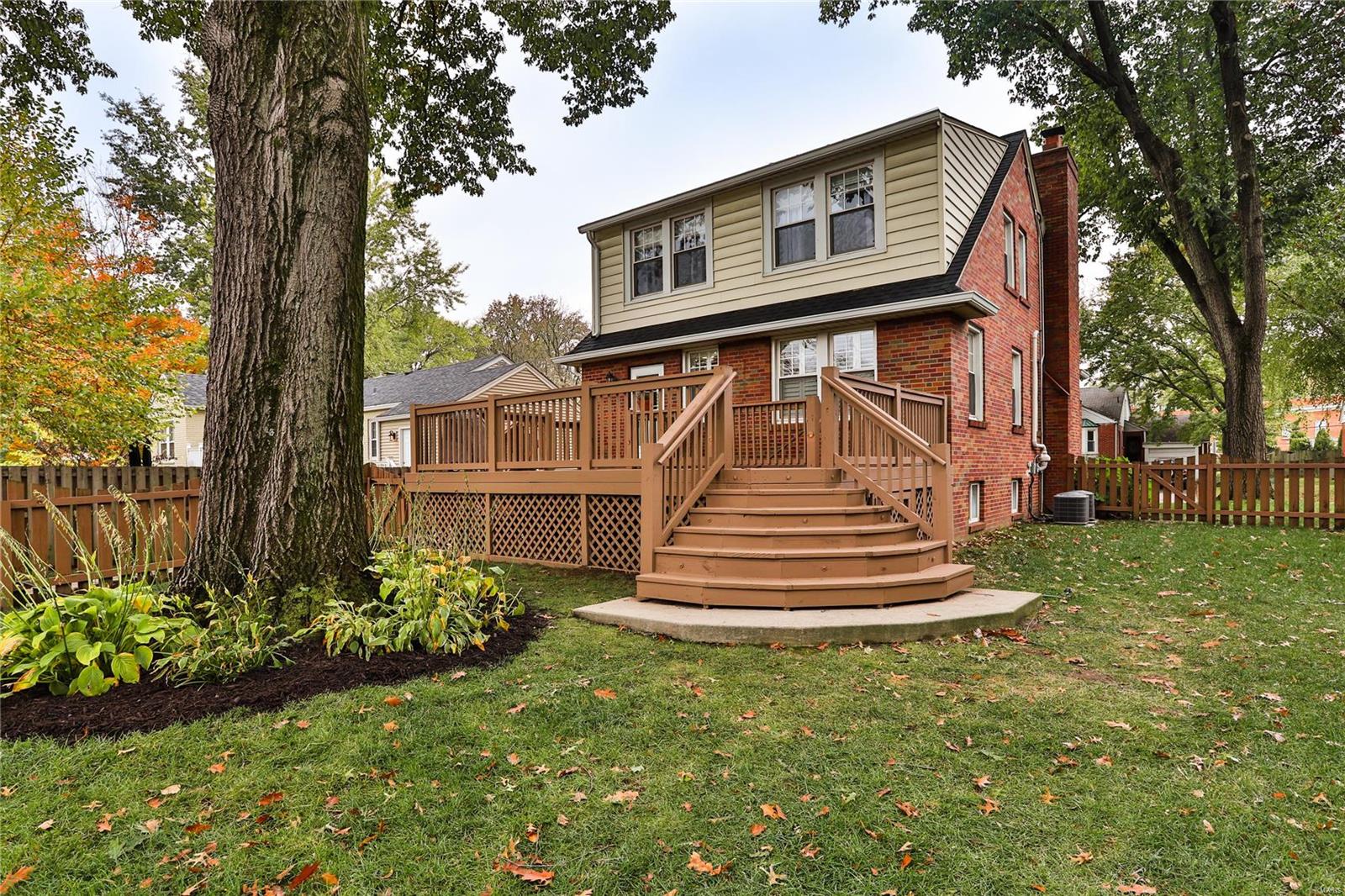 26 Waverton Drive Ladue, MO 63124 - Photo 42 of 45