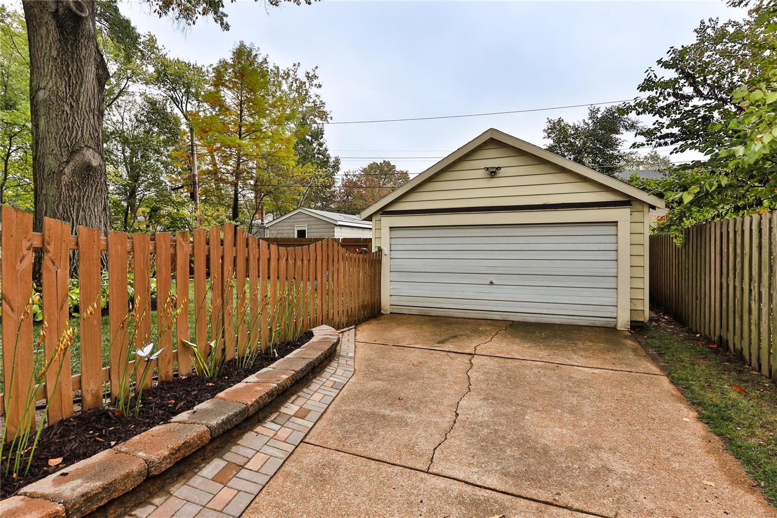 26 Waverton Drive Ladue, MO 63124 - Photo 44 of 45